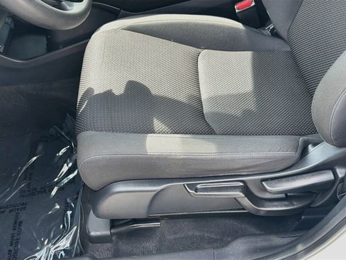 Certified 2022 Honda HR-V EX image 17