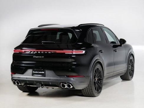 New 2026 Porsche Cayenne S AWD/4WD image 9