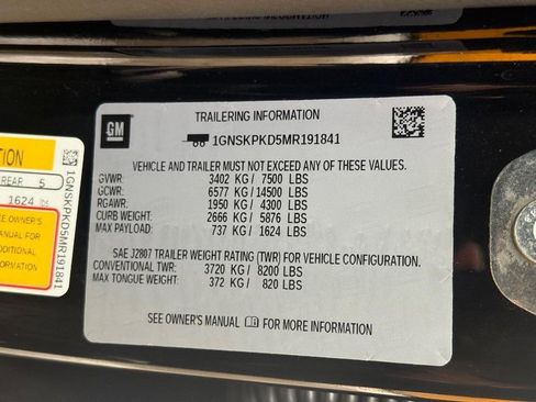 Used 2021 Chevrolet Tahoe Z71 w/ Z71 Off-Road Package image 28