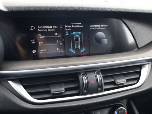 Used 2023 Alfa Romeo Stelvio Ti w/ Active Assist Plus Package image 17