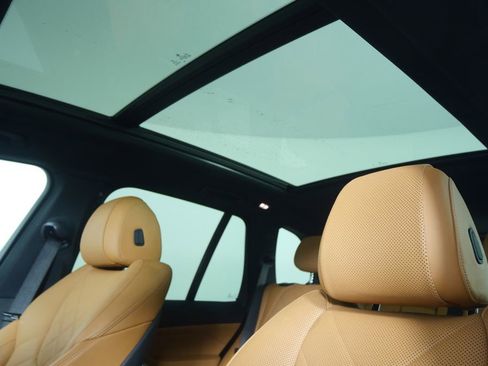 Certified 2023 BMW X5 sDrive40i w/ Parking Assistance Package image 10