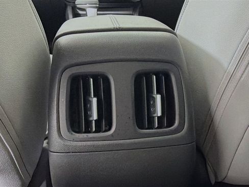 Used 2025 Hyundai Santa Cruz SEL FWD image 29