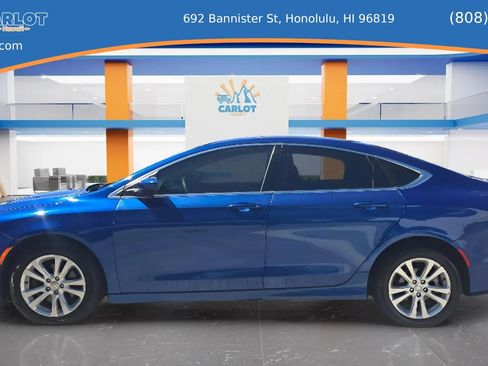 Used 2016 Chrysler 200 Limited FWD image 4