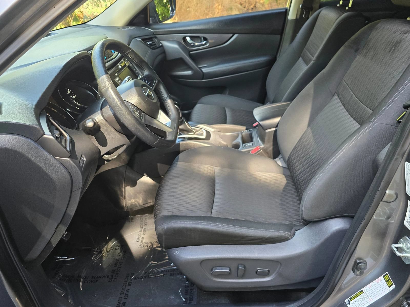 Used 2019 Nissan Rogue SV FWD image 20
