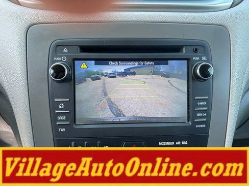 Used 2017 Chevrolet Traverse LS AWD/4WD image 22