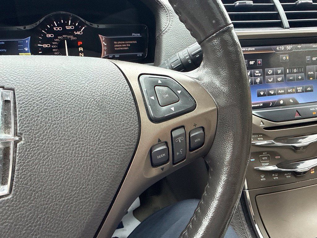 Used 2011 Lincoln MKX AWD w/ 101A Rapid Spec Order Code image 16