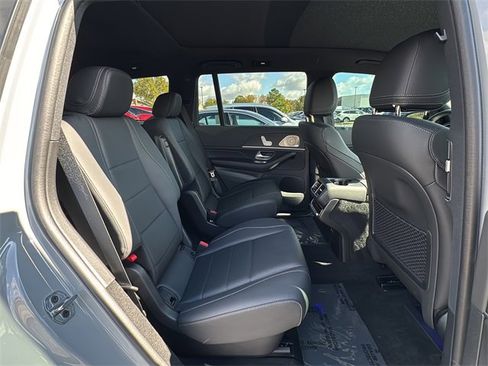 Certified 2025 Mercedes-Benz GLS 450 4MATIC image 26