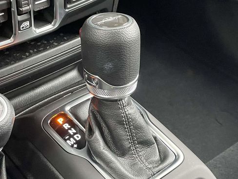 New 2026 Jeep Gladiator Sport AWD/4WD image 38
