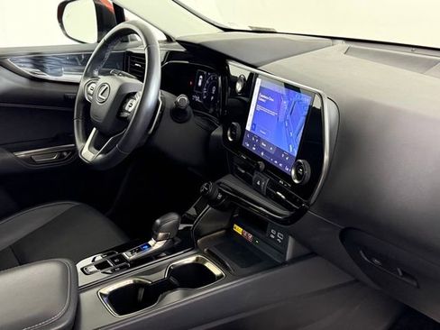 Certified 2022 Lexus NX 250 FWD w/ Premium Package image 32