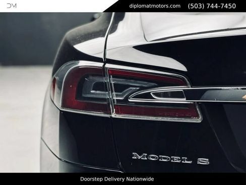 Used 2014 Tesla Model S RWD image 14