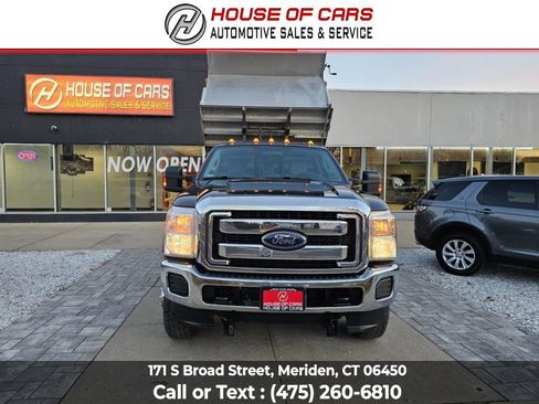 Used 2015 Ford F350 XLT w/ XLT Interior Package image 38