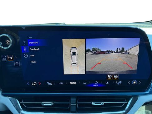 New 2026 Chevrolet Equinox EV LT AWD/4WD image 15