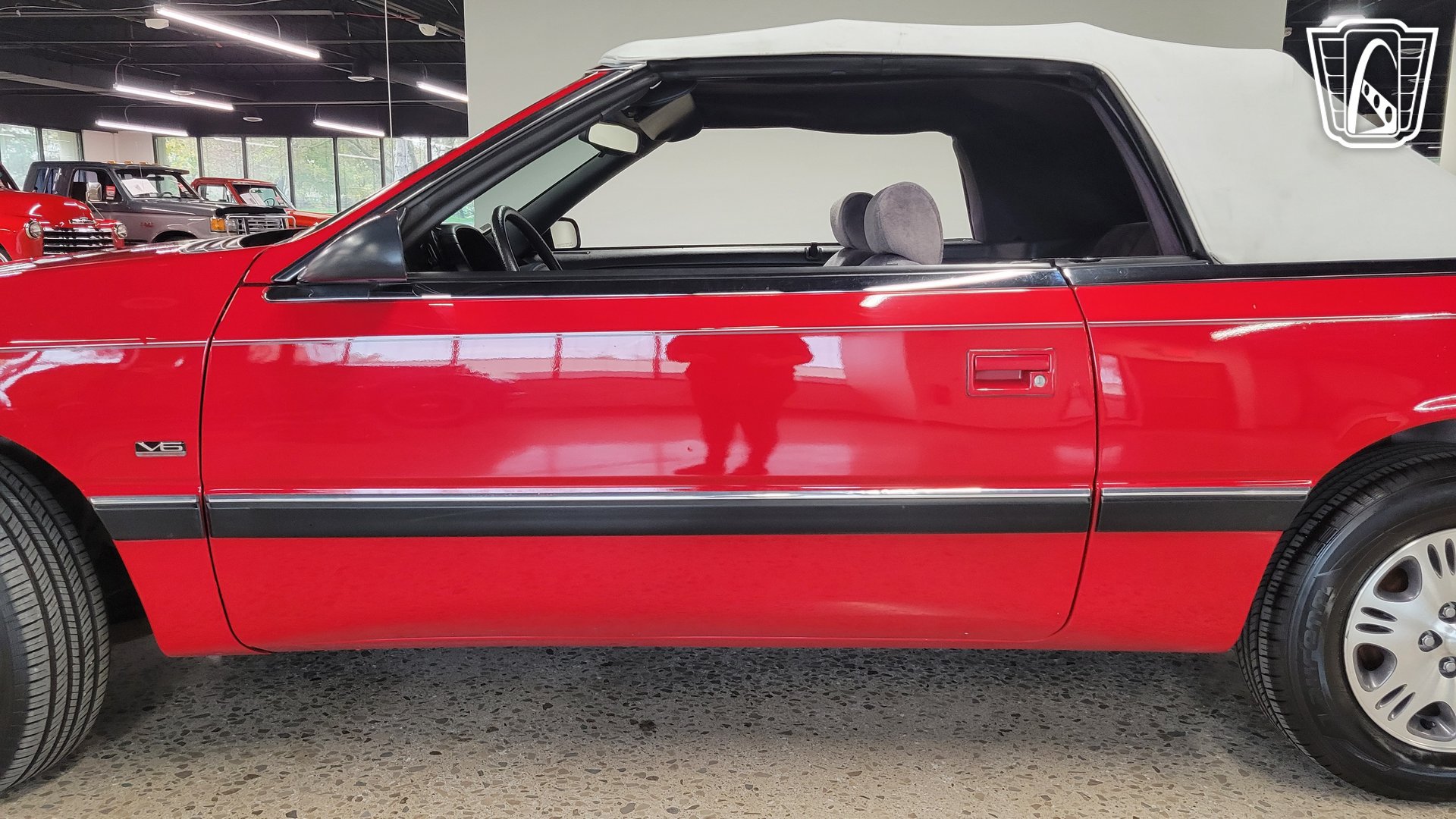 Used 1993 Chrysler LeBaron Convertible FWD image 25