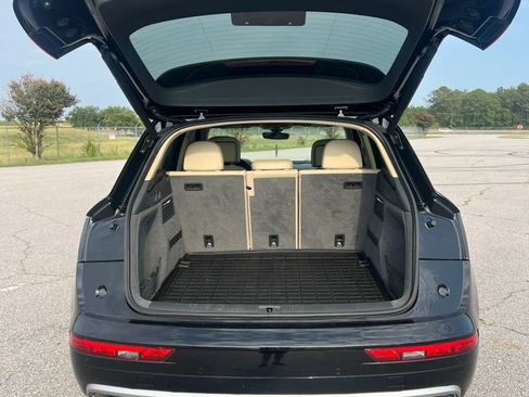 Used 2018 Audi Q5 2.0T Premium Plus w/ Premium Plus Package AWD/4WD image 16
