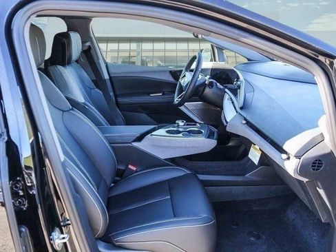 Used 2026 Cadillac Optiq Sport 1 AWD/4WD image 14
