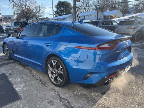 Used 2018 Kia Stinger GT1 image 4