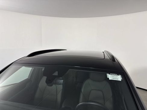 Certified 2024 Porsche Cayenne AWD/4WD image 17