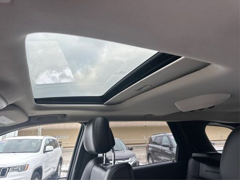 Used 2017 Dodge Durango Citadel image 31