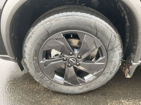 New 2026 Nissan Rogue SV w/ Cold Weather Package image 9