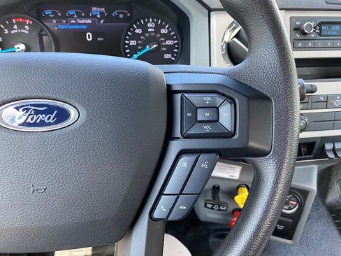 Used 2026 Ford F650 2WD Regular Cab Super Duty image 35