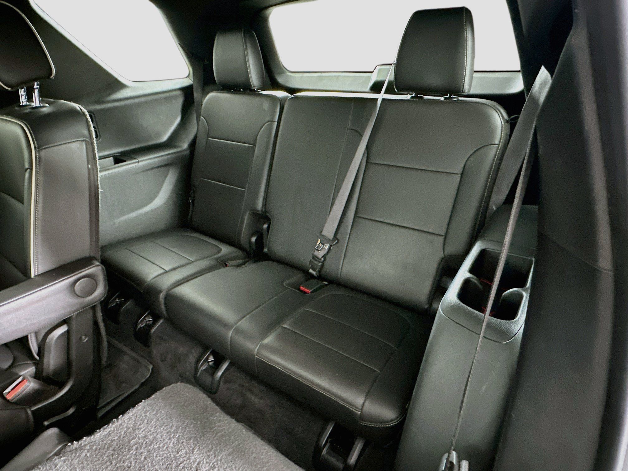 Used 2023 Chevrolet Traverse Premier w/ Redline Edition AWD/4WD image 31