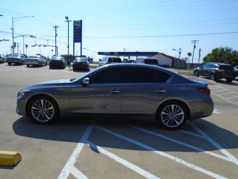 Used 2021 INFINITI Q50 Luxe image 4