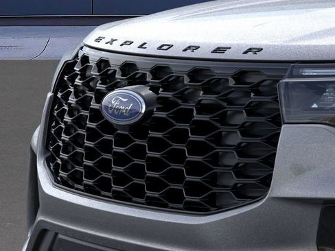 New 2026 Ford Explorer ST-Line image 17