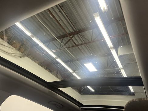 Used 2021 GMC Terrain SLE w/ Driver Convenience Package image 30