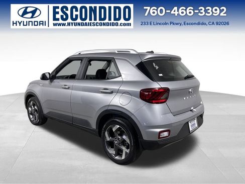 New 2026 Hyundai Venue SEL image 3