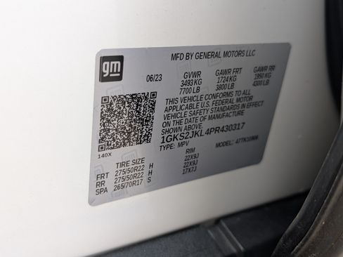 Used 2023 GMC Yukon XL Denali w/ Denali Reserve Package AWD/4WD image 41