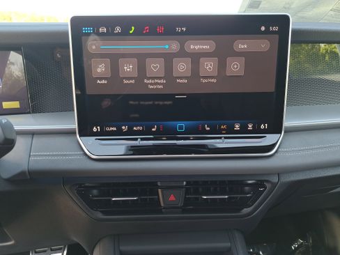 New 2026 Volkswagen Tiguan SE R-Line FWD image 20