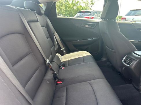Used 2020 Chevrolet Malibu LT FWD image 22