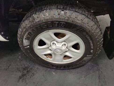 Used 2021 Toyota Tundra SR5 image 11