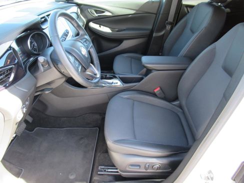 Used 2023 Buick Encore GX Select w/ Safety Package II image 16