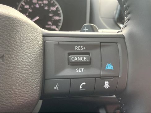 New 2025 Nissan Rogue SV image 19