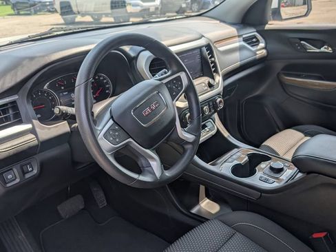 Used 2023 GMC Acadia SLE w/ Driver Convenience Package AWD/4WD image 6