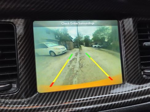 Used 2017 Dodge Charger R/T image 31