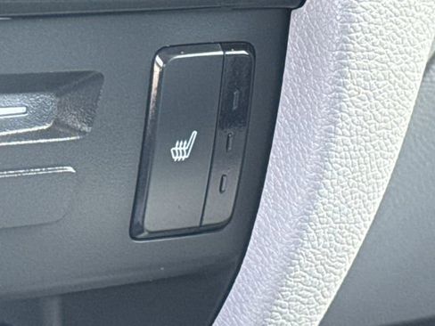 Used 2021 Honda Pilot Touring image 36
