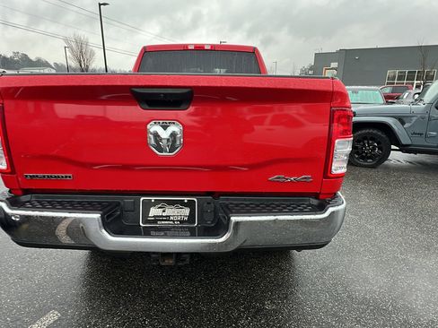 Used 2024 RAM 2500 Big Horn w/ Bed Utility Group image 9