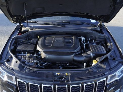 Certified 2022 Jeep Grand Cherokee Limited image 28