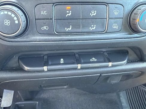 Used 2018 Chevrolet Silverado 1500 W/T w/ Black Out Edition AWD/4WD image 37