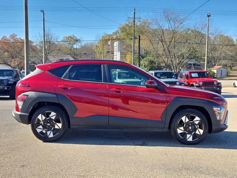Used 2025 Hyundai Kona SEL image 5