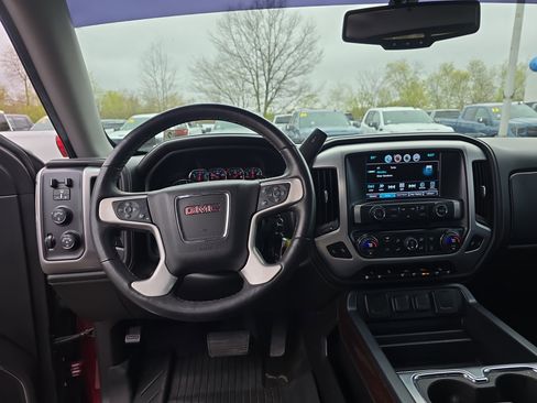 Used 2017 GMC Sierra 1500 SLT w/ SLT Premium Package AWD/4WD image 16