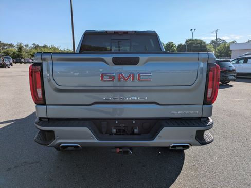 Used 2024 GMC Sierra 1500 Denali w/ Denali Reserve Package AWD/4WD image 5