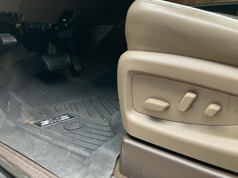 Used 2018 GMC Sierra 1500 SLT w/ SLT Premium Package image 10