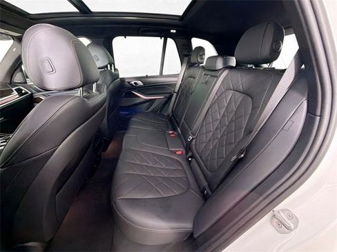 Used 2024 BMW X5 xDrive40i image 22