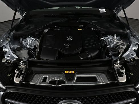 Certified 2025 Mercedes-Benz GLC 300 4MATIC image 32
