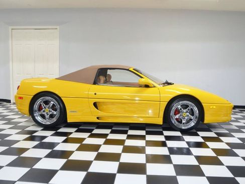 Used 1998 Ferrari F355 Spider RWD image 15
