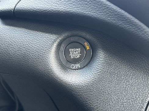 Used 2022 Jeep Cherokee Trailhawk w/ Sun, Sound & Nav Group image 20