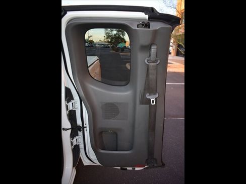 Used 2018 Nissan Frontier S image 18